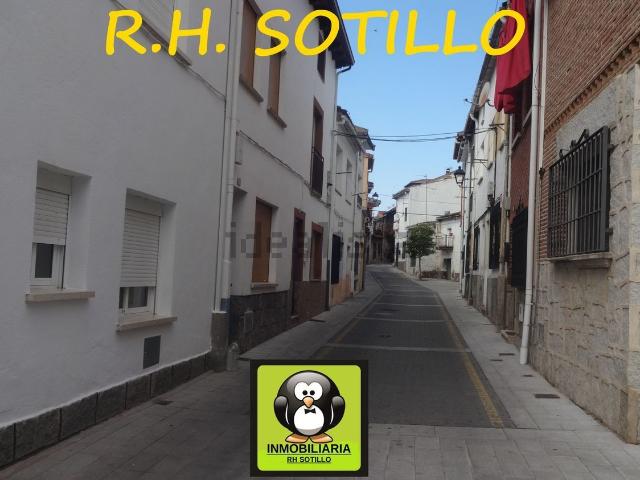 Casa en venta en Sotillo De La Adrada