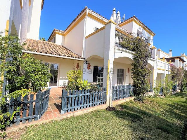 Casa en venta en Estepona, Guadalmansa Playa Casa en venta en Estepona, Guadalmansa Playa