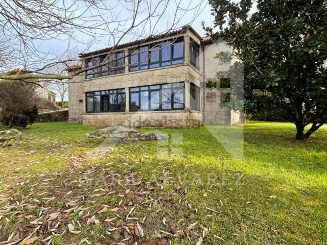 Casa en venta en O Rial, Soutomaior