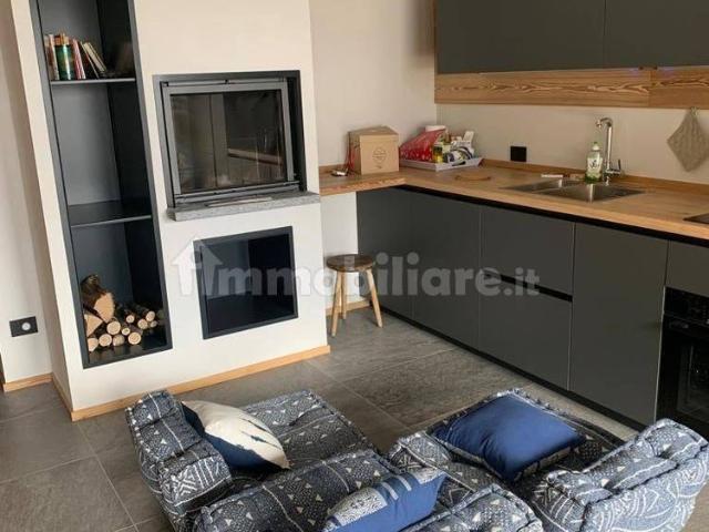 Villa Indipendente in affitto a Piemonte, Vercelli