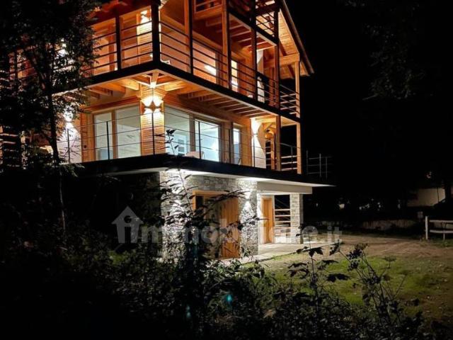 Villa Indipendente in affitto a Alagna Lomellina, Lombardia