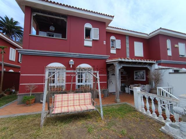 Casa en venta en Dragonal Bajo, Gran Canaria