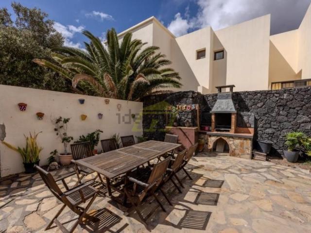 Casa en venta en Costa Teguise, Teguise
