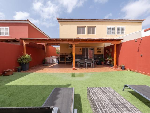 Casa en venta en Playa del Hombre, Telde