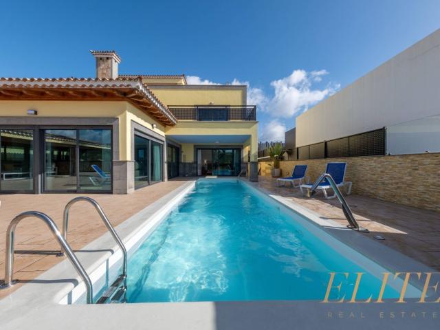 Casa en venta en La Primavera, Telde