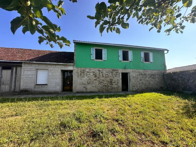 Casa en venta en Santiago, Galicia
