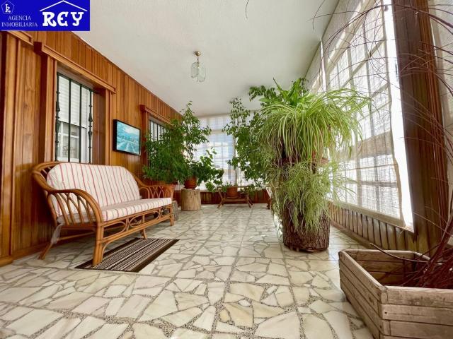 Casa en venta en Santiago, Galicia