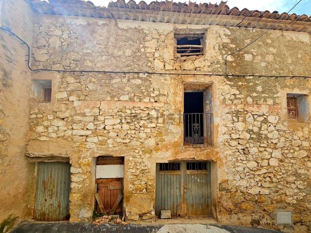 Casa en venta en l'Alt Palància, Valencia