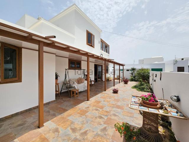 Casa en venta en Tinajo, Canarias