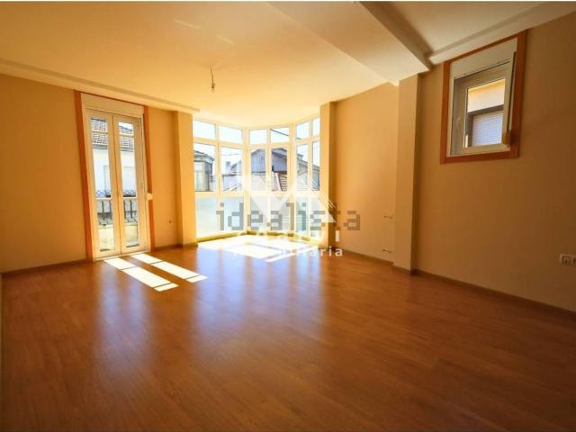 Casa en venta en Toén, A Eirexa