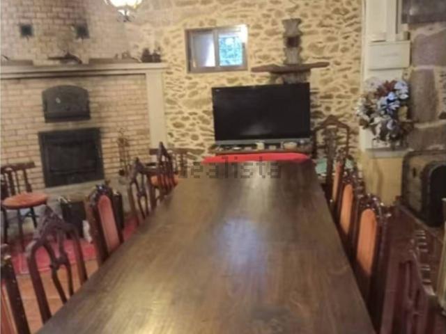 Casa en venta en Ourense, Galicia