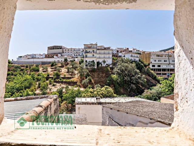Casa en venta en Tolox