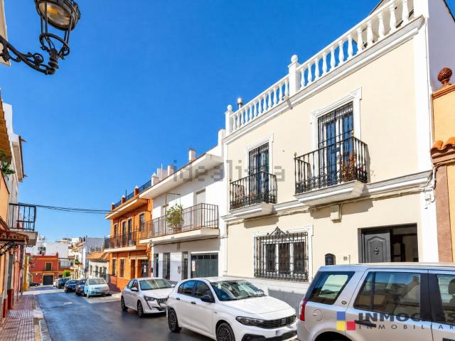 Casa en venta en Peralta, Tomares