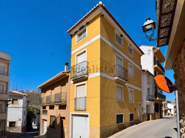 Casa en venta en l'Alt Palància, Valencia