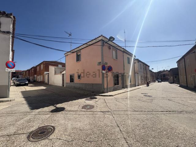 Casa en venta en Tordesillas, Valladolid