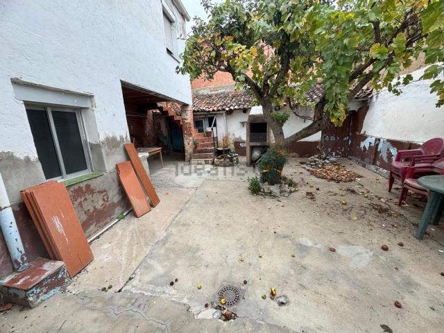 Casa en venta en Tordesillas, Castilla y León