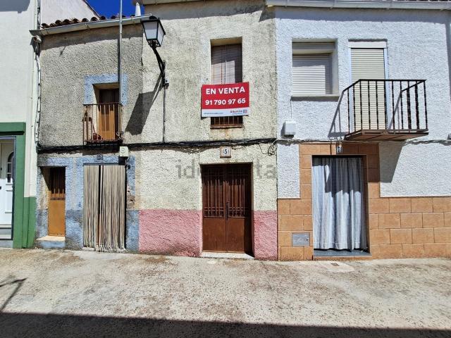 Casa en venta en Torre De Santa María, Extremadura