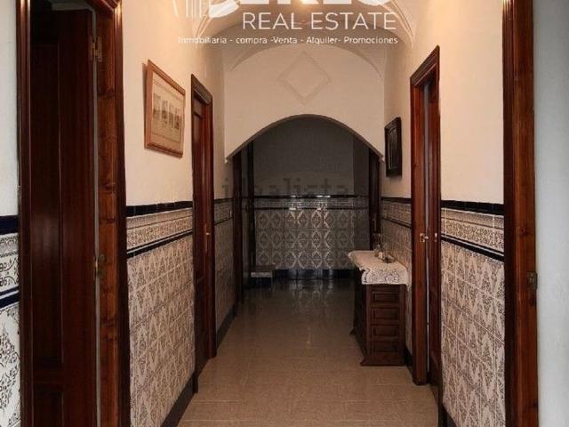 Casa en venta en Torre De Santa María, Extremadura