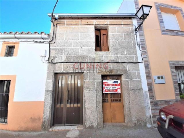 Casa en venta en Torre De Santa María, Extremadura