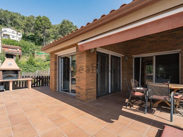 Casa en venta en Torrelles De Llobregat, Can Güell