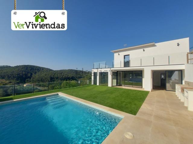Casa en venta en Torrelles De Llobregat