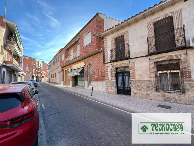 Casa en venta en Torrijos, Toledo