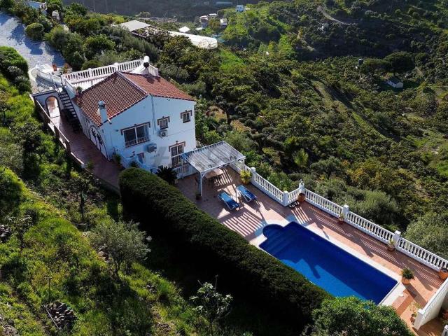 Casa en venta en La Axarquía, Andalucía