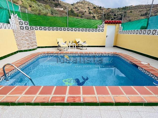 Casa en venta en La Axarquía, Andalucía