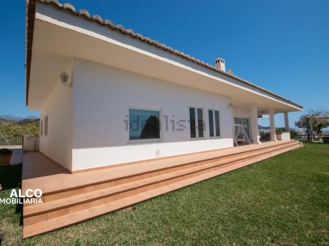 Casa en venta en Torrox, Torrox-Costa