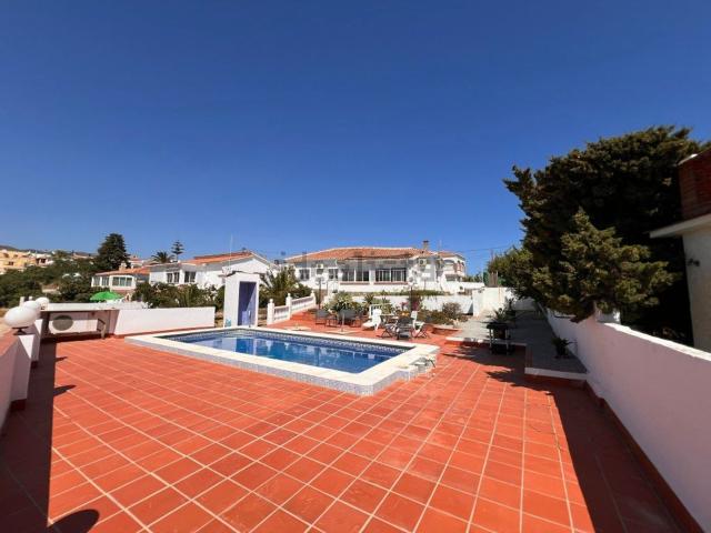 Casa en venta en Torrox, Torrox-Costa