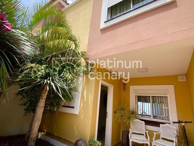 Casa en venta en Adeje, Torviscas Bajo