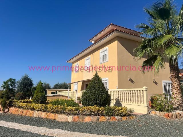 Casa en venta en Totana