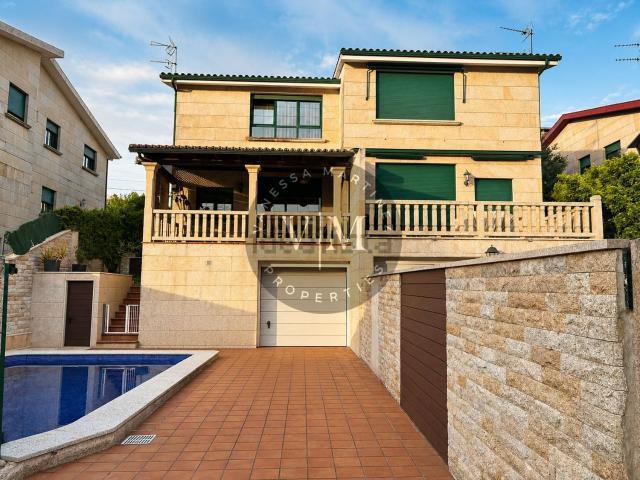 Casa en venta en Pazos de Reis, O Baixo Miño