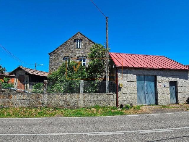 Casa en venta en Tui, O Cerqueiro