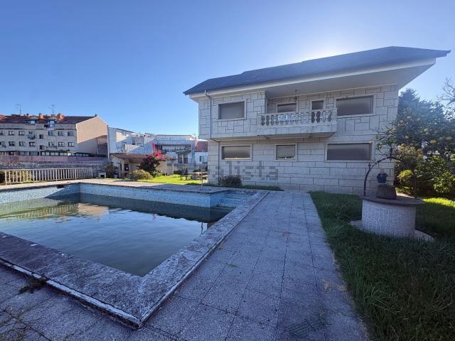 Casa en venta en Areas, Tui