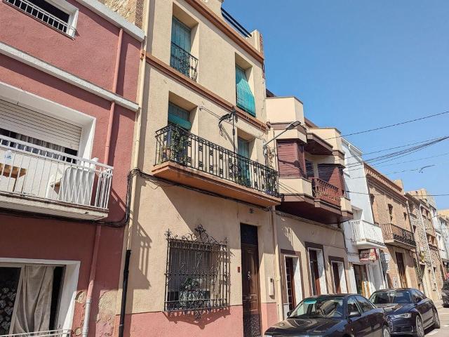 Casa en venta en Ulldecona, Tarragona