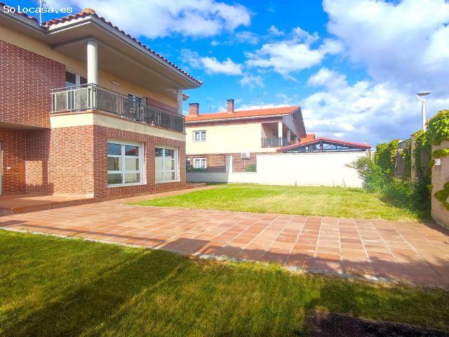 Casa en venta en Laguna De Duero