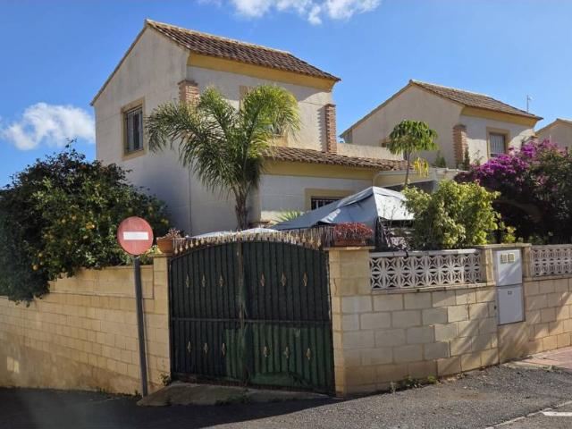 Chalet en alquiler en Urbanització L'Alberca, Polop