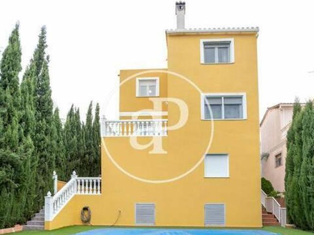 Casa en alquiler en Oliva