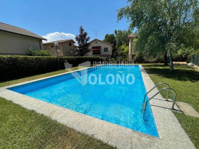 Chalet en venta en Anguciana, La Rioja