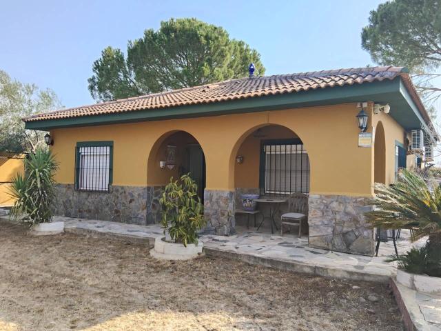 Chalet en venta en Carmona, Andalucía