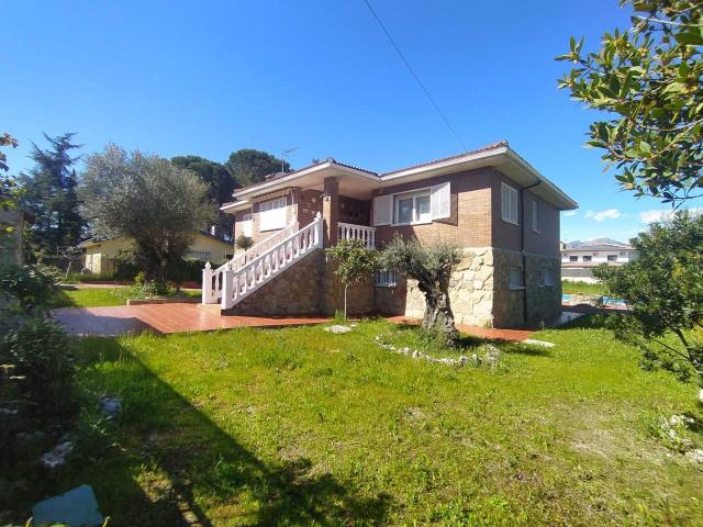 Chalet en venta en Guadarrama, Madrid