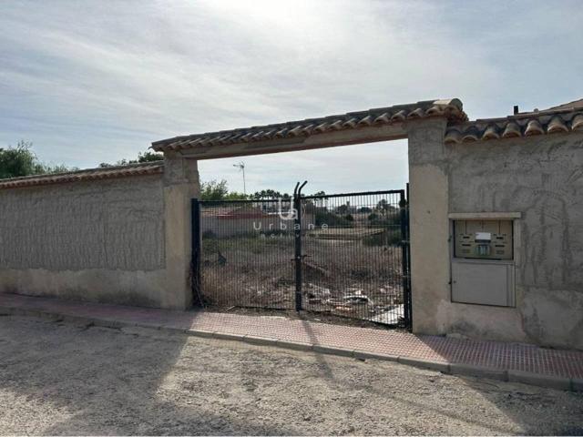 Villa en venta en Orihuela