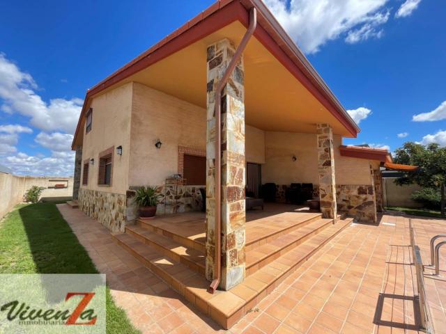 Chalet en venta en Morales Del Vino, Castilla y León