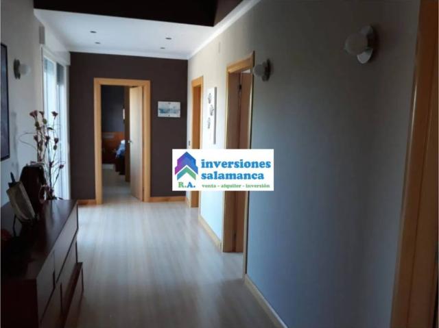 Chalet en venta en El Pajarón, Villamayor