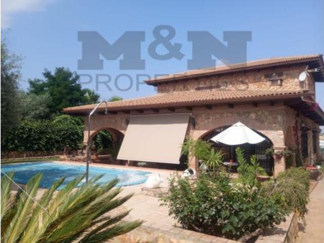 Chalet en venta en Alange, Extremadura