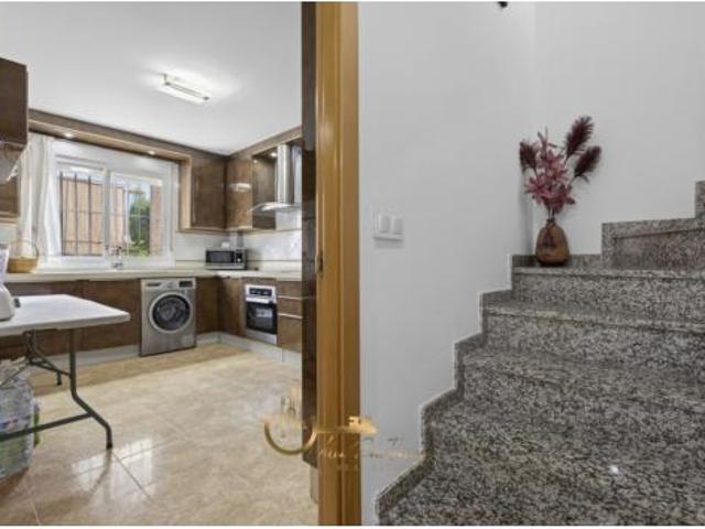 Chalet en venta en Alcalá Del Río, Andalucía