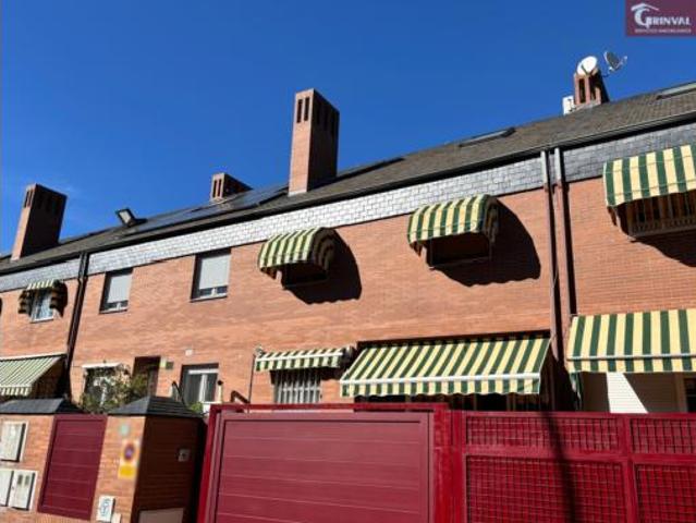 Chalet en venta en La Rivota, Alcorcón