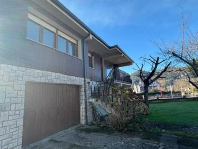 Chalet en venta en Cerbiago, Ampuero