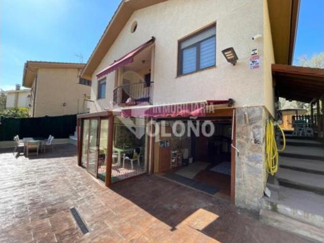 Chalet en venta en Anguciana, La Rioja